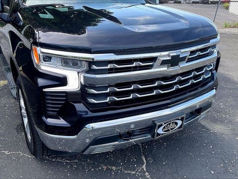 Used 2024 Chevrolet Silverado 1500 LTZ w/ LTZ Premium Package AWD/4WD image 29