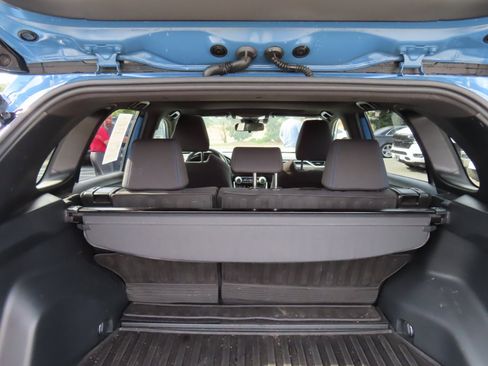 Used 2022 Toyota RAV4 SE w/ Convenience Package image 35