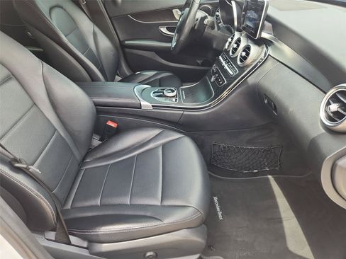 Used 2017 Mercedes-Benz C 300 Sedan image 26
