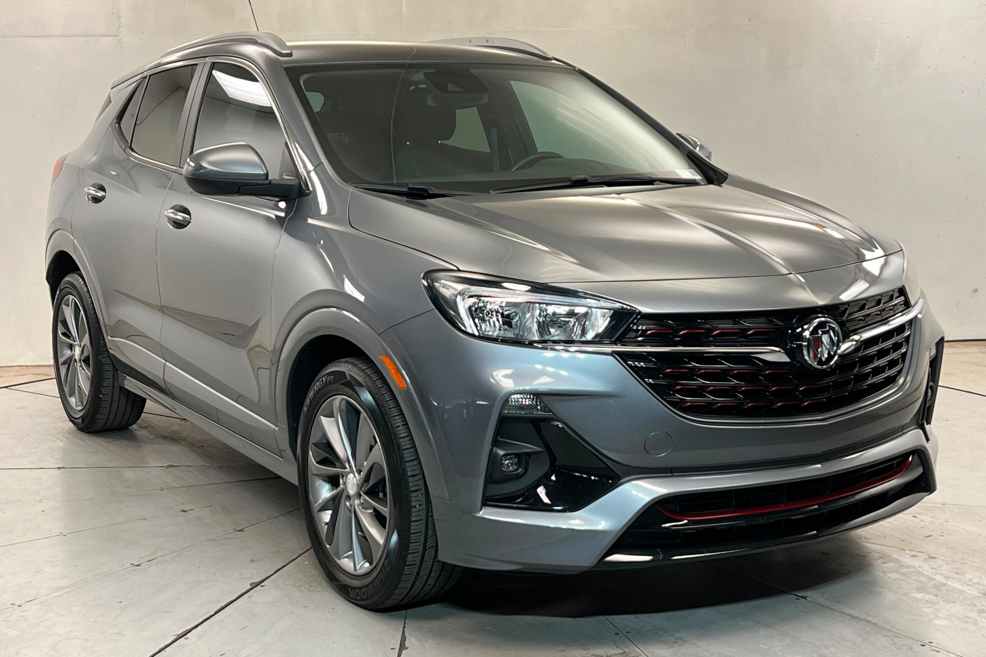 Used 2022 Buick Encore GX Select w/ Sport Touring Package FWD image 8