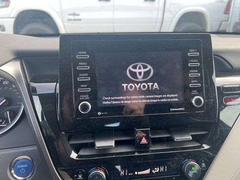 Used 2024 Toyota Camry LE image 9