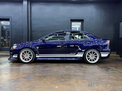 Used 2014 Mitsubishi Lancer Evolution GSR image 5