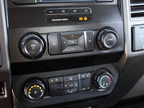 Used 2020 Ford F550 2WD Regular Cab Super Duty image 27