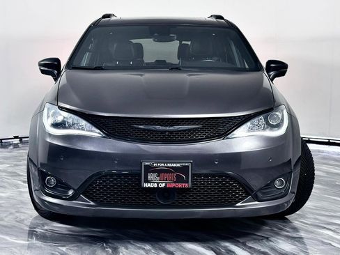 Used 2019 Chrysler Pacifica Limited w/ Advanced Safetytec Group image 7