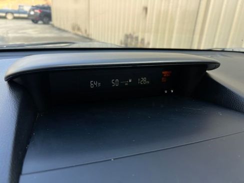 Used 2017 Subaru Crosstrek 2.0i Premium w/ Popular Package #2 image 22