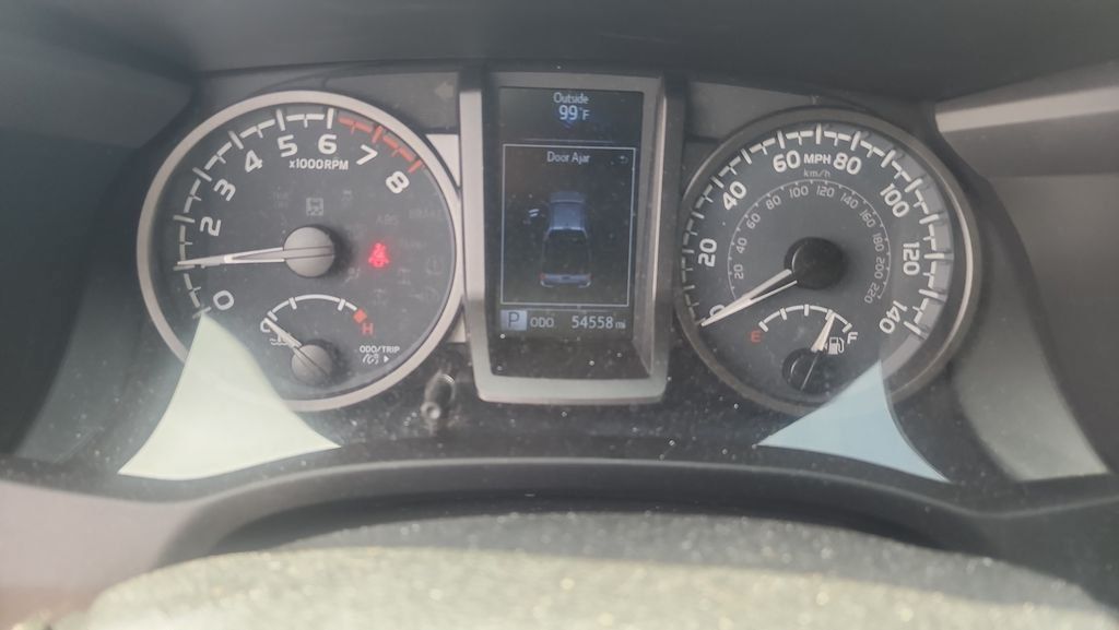 Used 2020 Toyota Tacoma TRD Sport w/ Technology Package AWD/4WD image 14