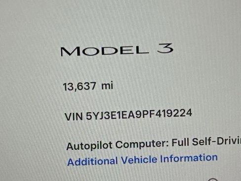 Used 2023 Tesla Model 3 Standard Range RWD image 16