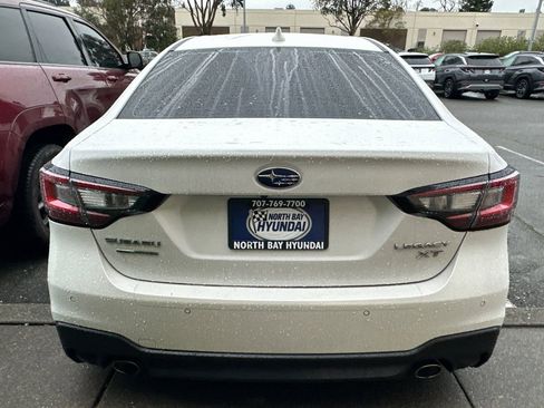 Used 2022 Subaru Legacy Limited XT image 4
