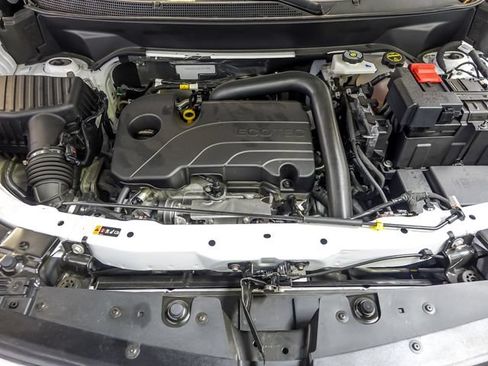 Certified 2025 Chevrolet Equinox LT AWD/4WD image 32