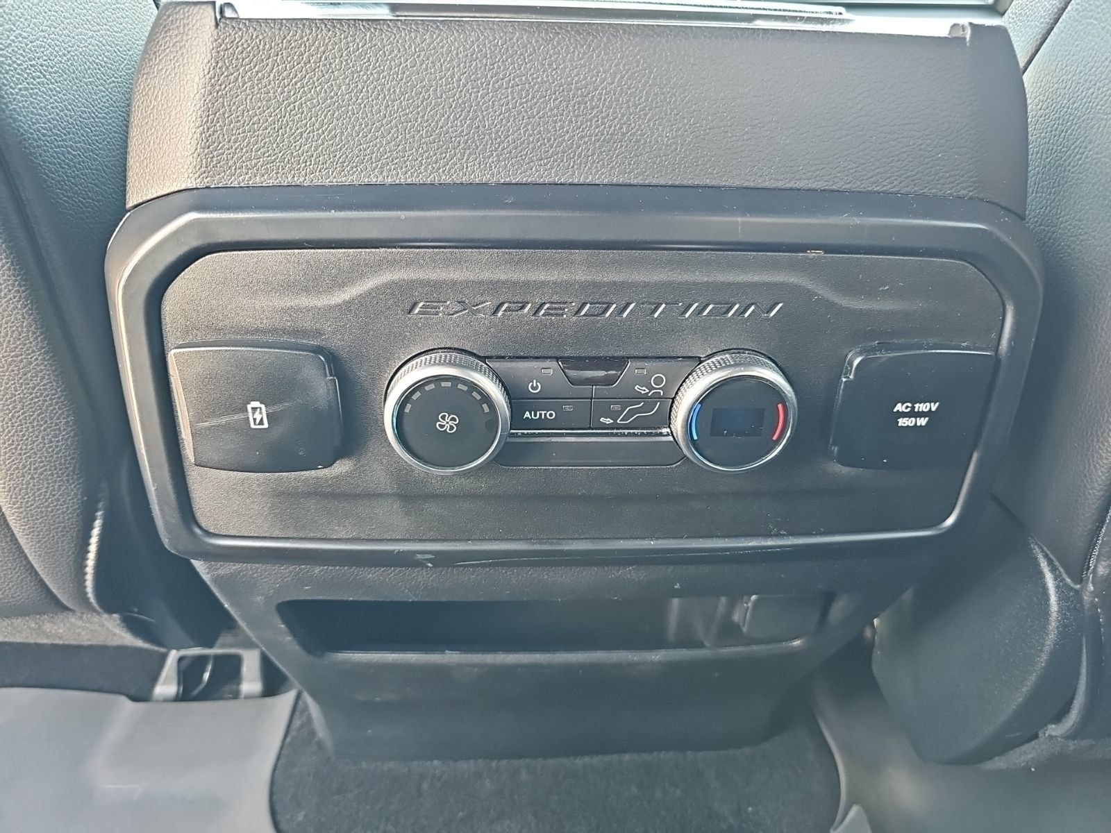 Used 2021 Ford Expedition XLT AWD/4WD image 23