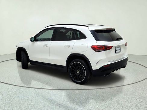 Certified 2023 Mercedes-Benz GLA 250 image 12
