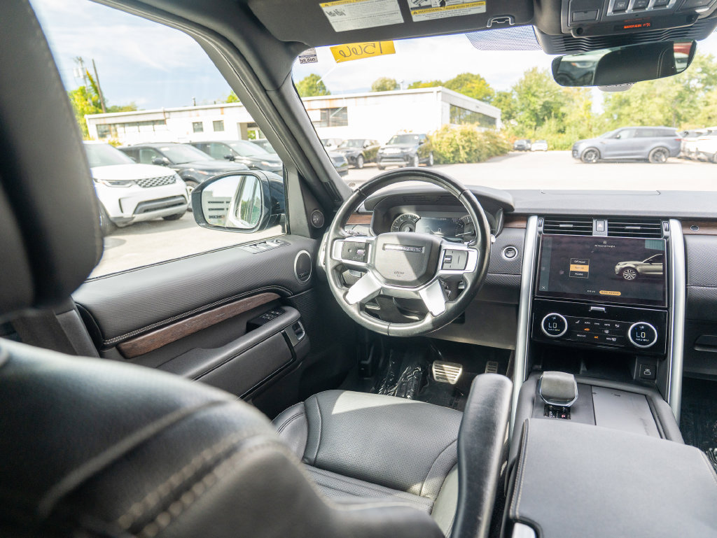 Used 2023 Land Rover Discovery S R-Dynamic AWD/4WD image 19