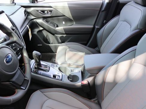 Used 2025 Subaru Crosstrek 2.5i Limited w/ Crosstrek Mirror Package image 25