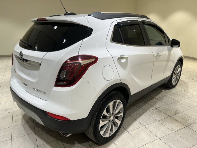 Used 2020 Buick Encore Preferred FWD image 5