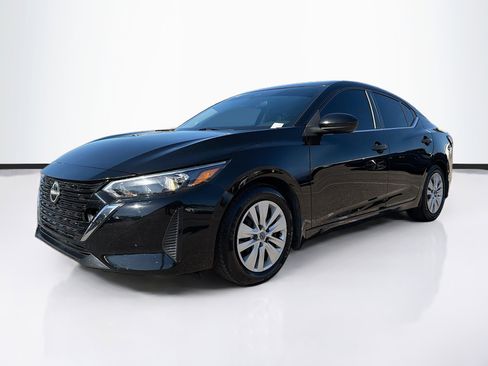 Used 2024 Nissan Sentra S image 7