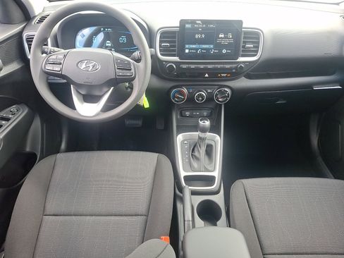 New 2026 Hyundai Venue SE image 10