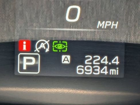 Certified 2025 Subaru Outback Limited image 36