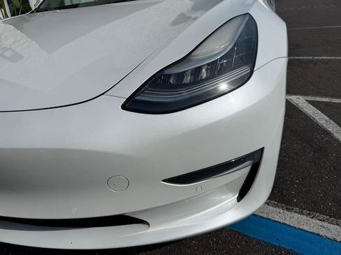 Used 2019 Tesla Model 3 Mid Range RWD image 6