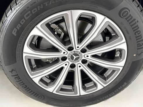 Certified 2026 Mercedes-Benz GLC 300 image 31