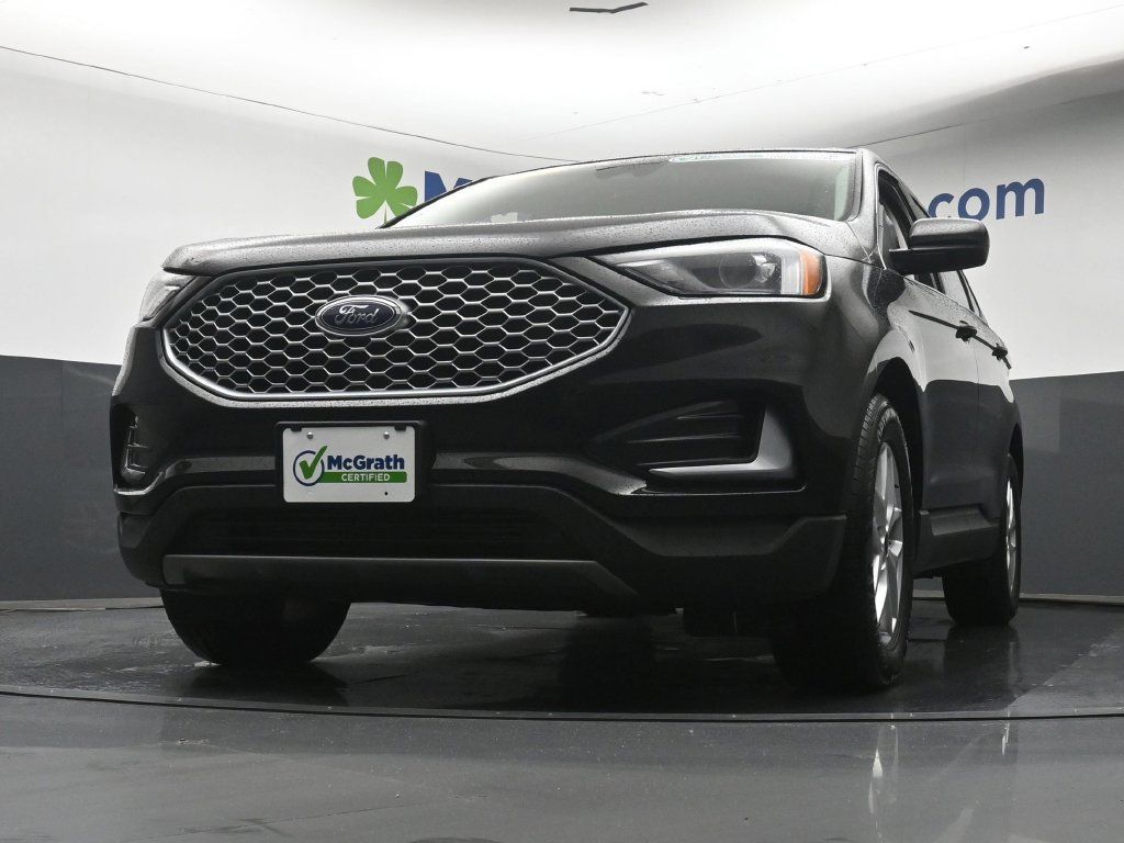 Used 2024 Ford Edge SEL AWD/4WD image 7