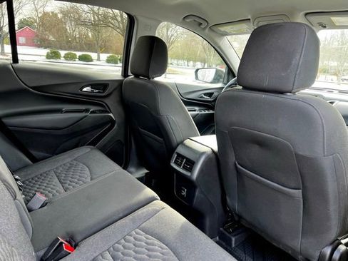 Used 2019 Chevrolet Equinox LT image 18