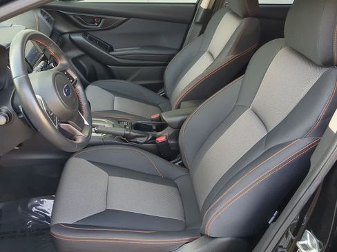 Used 2023 Subaru Crosstrek 2.0i Premium image 17