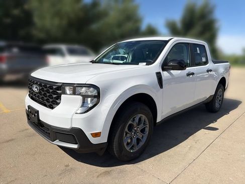 New 2026 Ford Maverick XLT w/ Equipment Group 301A AWD/4WD image 11