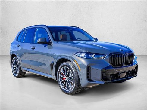 Used 2026 BMW X5 xDrive40i w/ M Sport Package AWD/4WD image 3