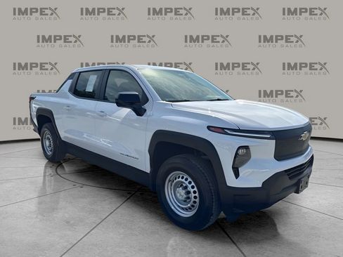 Used 2024 Chevrolet Silverado EV W/T image 7