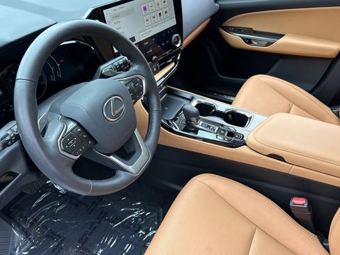 Certified 2026 Lexus NX 350 AWD w/ Accessory Package (2T) image 4