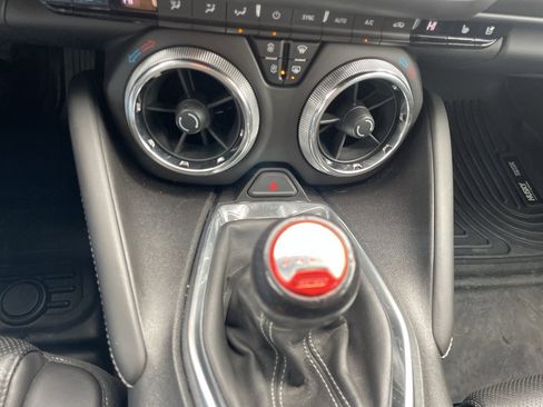 Used 2017 Chevrolet Camaro SS image 29