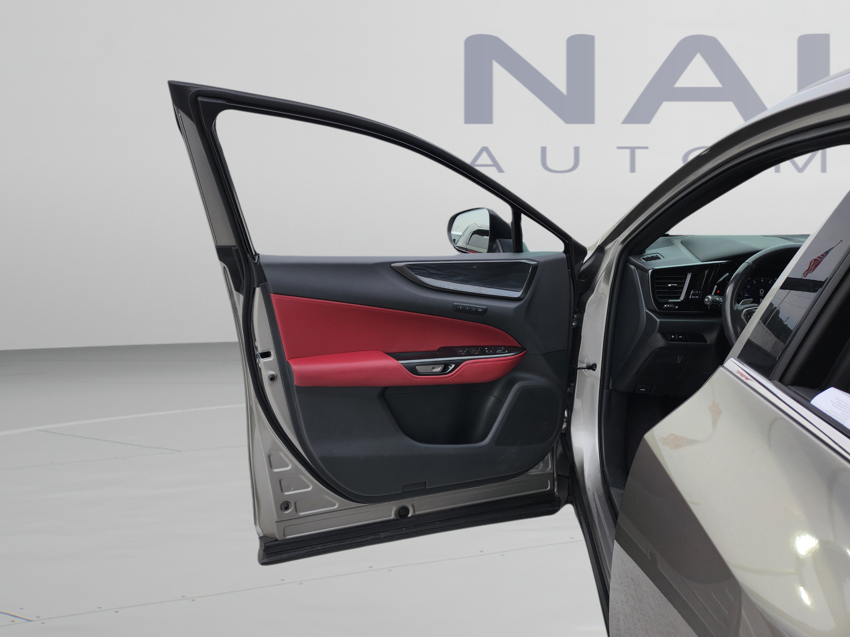 Used 2025 Lexus NX 250 FWD w/ Accessory Package (2T) image 7
