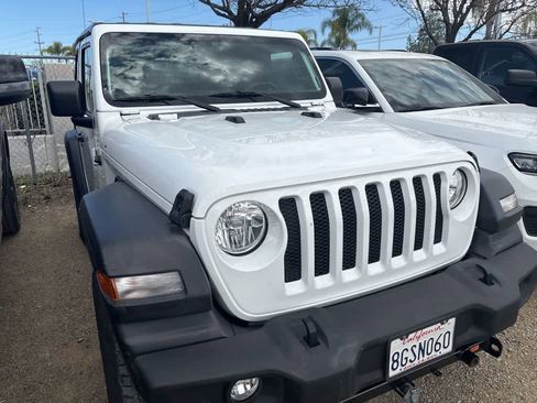 Certified 2018 Jeep Wrangler Sport image 5