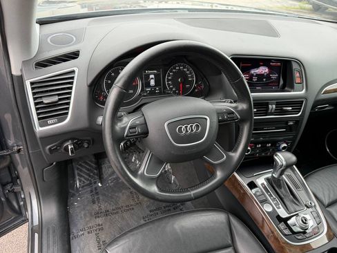 Used 2016 Audi Q5 2.0T Premium Plus w/ Technology Package AWD/4WD image 16