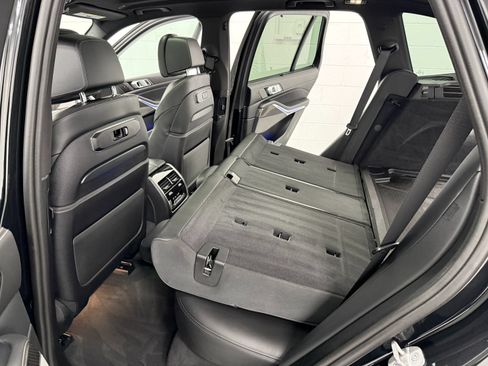 Used 2025 BMW X5 M60i AWD/4WD image 19