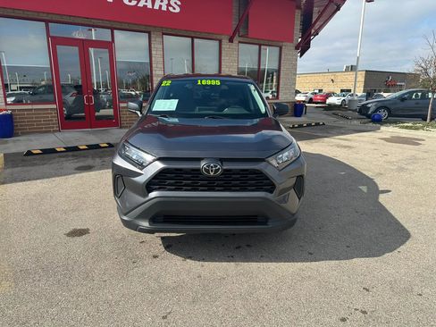 Used 2022 Toyota RAV4 LE image 2