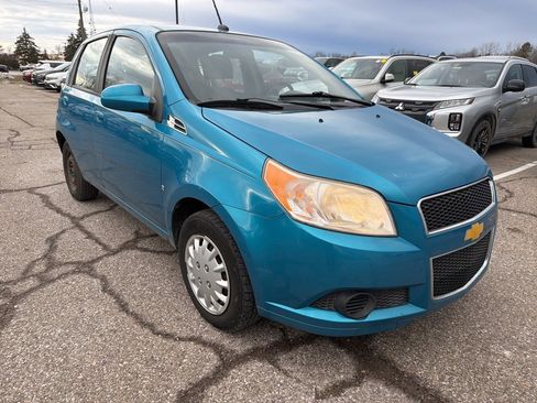 Used 2009 Chevrolet Aveo5 LS image 3