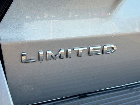 Certified 2021 Ford Expedition Limited image 22