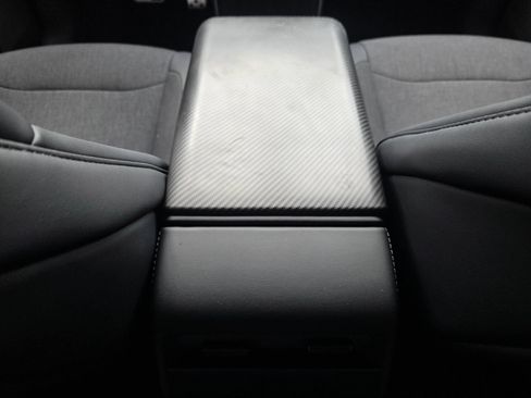 Used 2026 Tesla Model Y AWD image 48