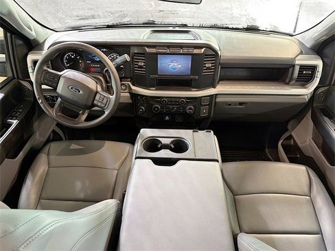 Used 2023 Ford F250 XL w/ XL Chrome Package image 10