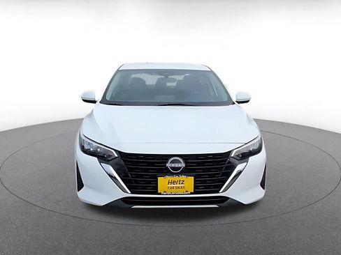 Used 2025 Nissan Sentra SV FWD image 4