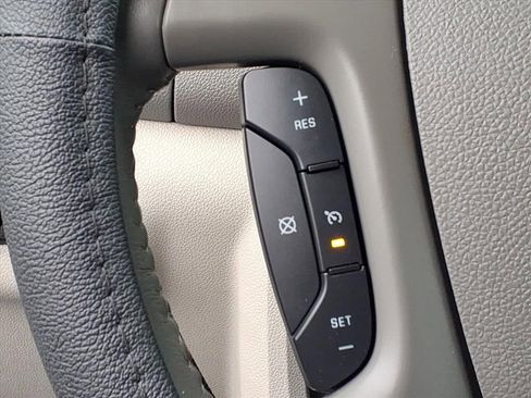 Used 2017 Buick Enclave Convenience image 11