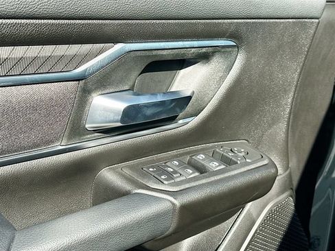 New 2026 RAM 1500 4x4 Crew Cab image 14