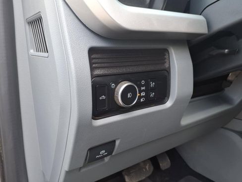 Used 2024 Ford F250 XLT w/ FX4 Off-Road Package image 7