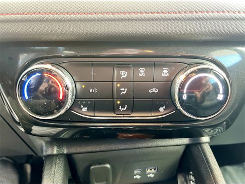 Used 2025 Chevrolet TrailBlazer RS image 15