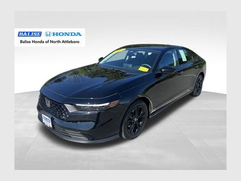 Used 2025 Honda Accord SE image 1