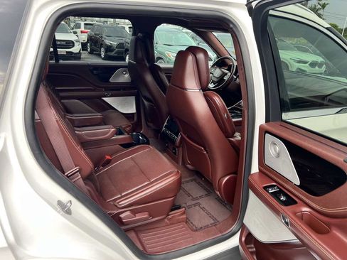 Used 2020 Lincoln Aviator Black Label Grand Touring w/ Class IV Trailer Tow Package image 22