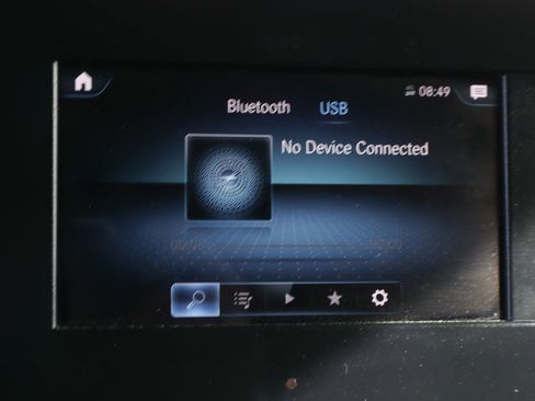 Used 2019 Mercedes-Benz Sprinter 2500 image 33