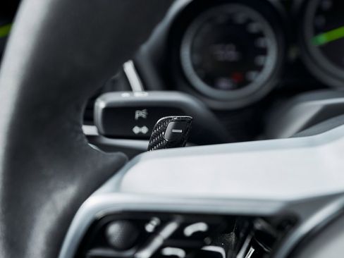 Used 2015 Porsche 918 Spyder w/Weissach Package image 66