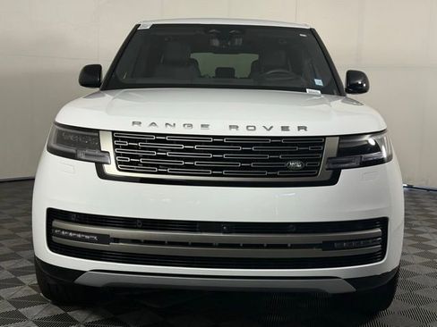 New 2025 Land Rover Range Rover Long Wheelbase SE image 12